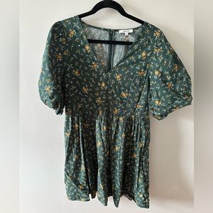 Madewell Size 8 Green Floral Mini Dress